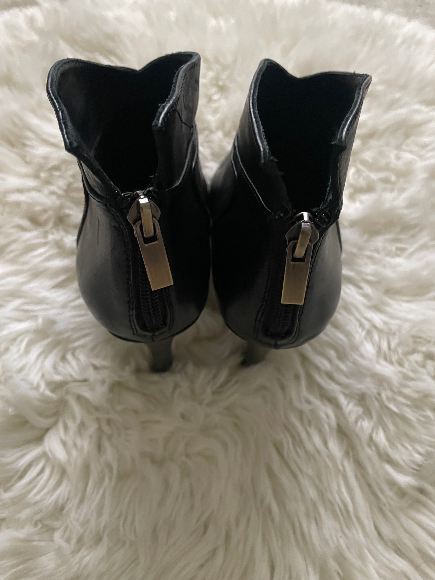 Jessica Simpson JS-AGGIE Heel